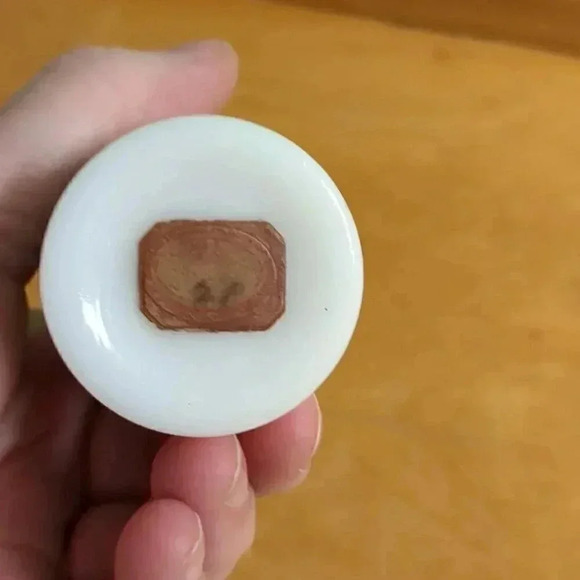 Vintage Hand painted glass floral shaker - Picture 4 of 6